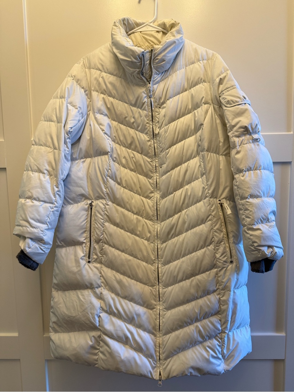 Eddie Bauer Women’s 1X White Down Long Puffer Coat Faux Fur Cuffs *